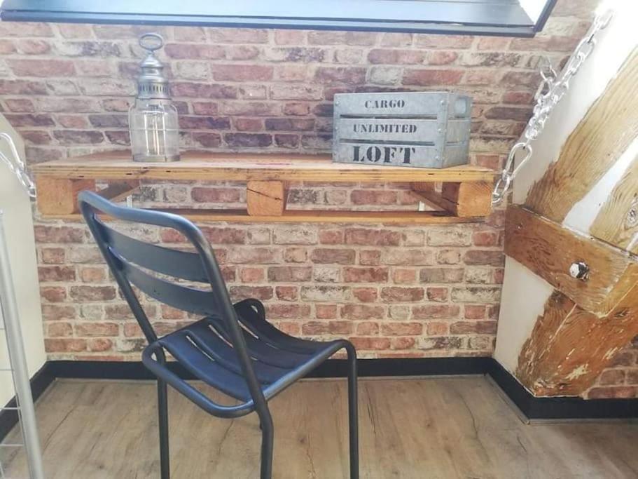 Апартаменти Le Nid Douillet Splendide Linge Fourni Ла-Бурбуль Екстер'єр фото